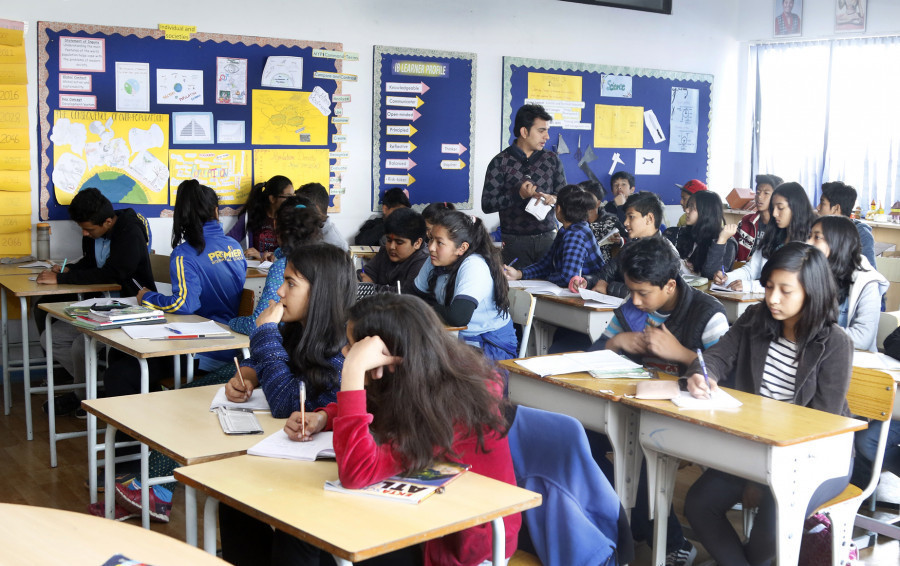 A modern and bright classroom environment for test preparation