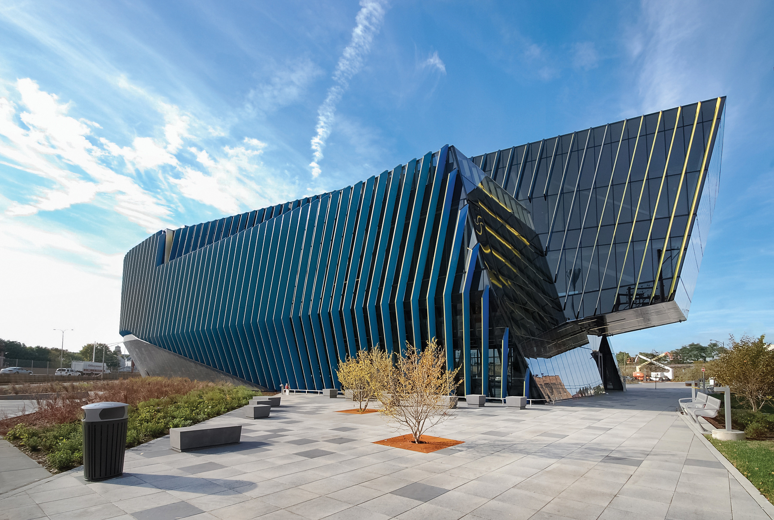 Campus photo of North Eastern Illinois University (NEIU)